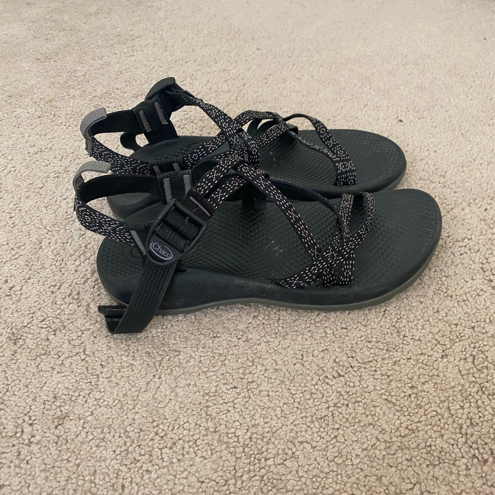 Womens Chacos size 5.5